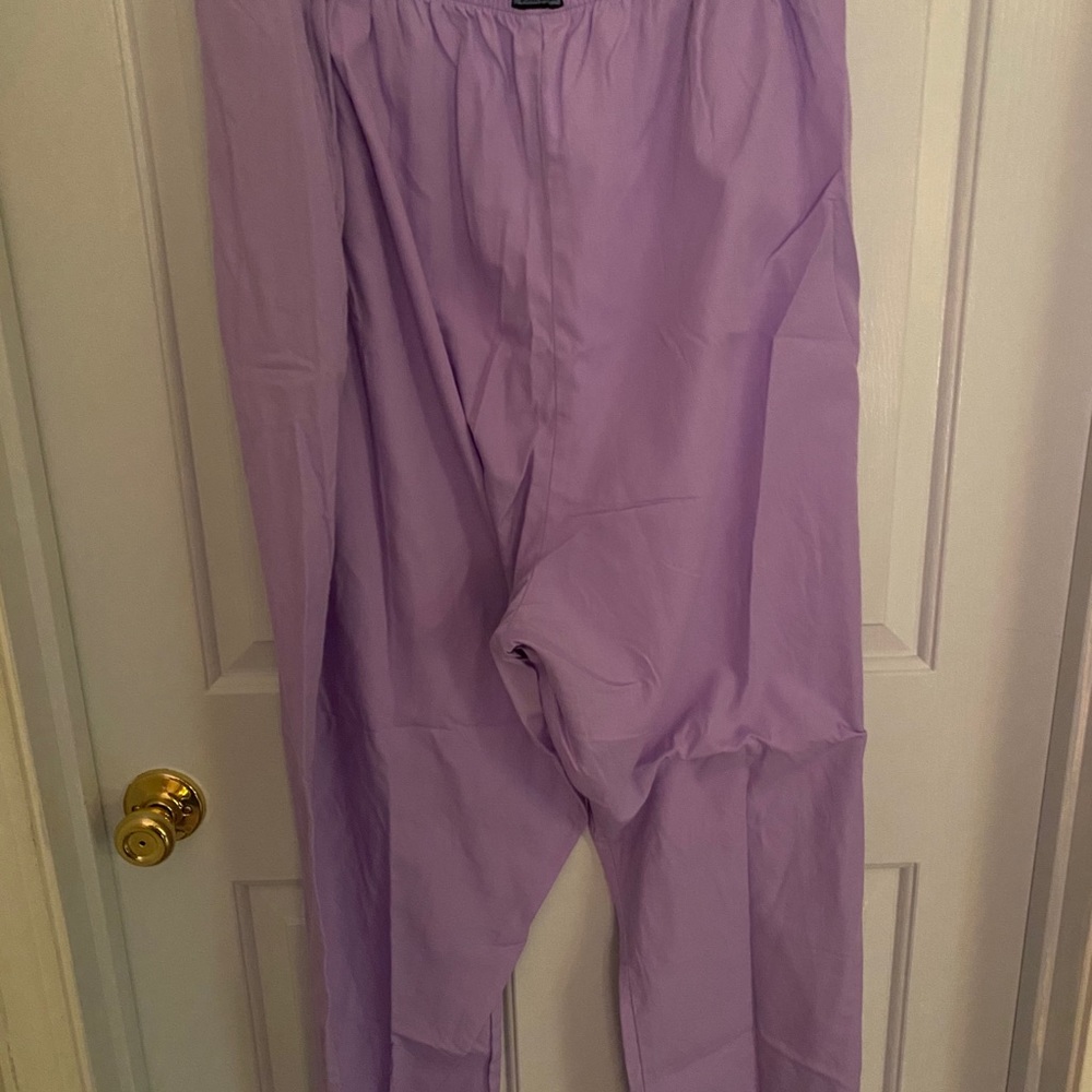 Plus size scrub pants